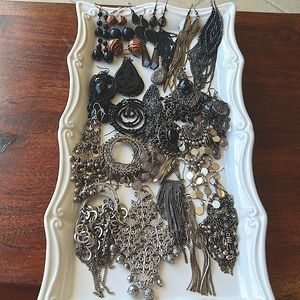 22 piece earring bundle